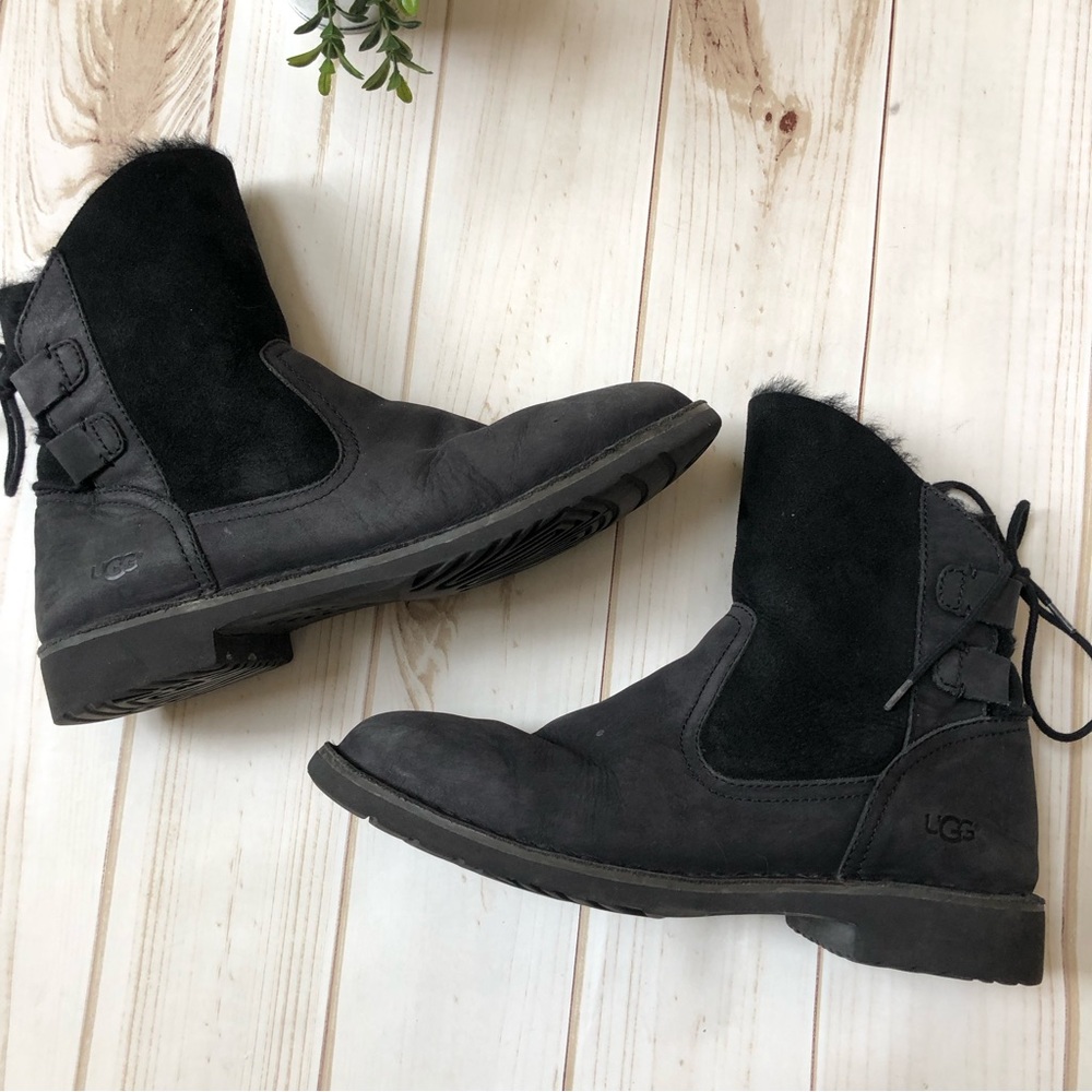 UGG Naiyah black suede laces boots - Picture 2 of 6